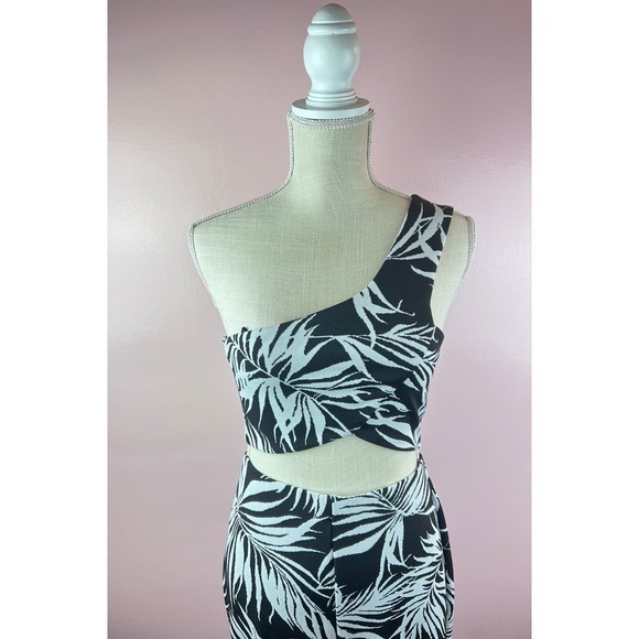 ZARA Matching Set High Waist Flare Pants and Top B&W Plam Print Jacquard Size M - Picture 5 of 13